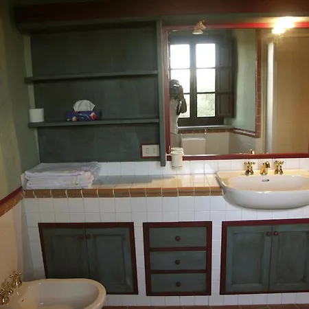 Piegaro Sleeps 4 Pool Wifi T763592